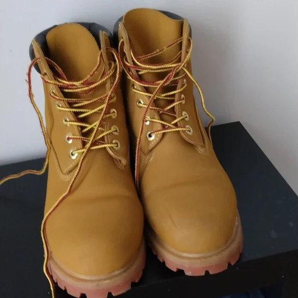 Timberland - Picture 3 of 4